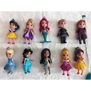 JAKKS Pacific Bundle 10 Disney Princess Mini Dolls Toddler Posable 3 1/2 inches